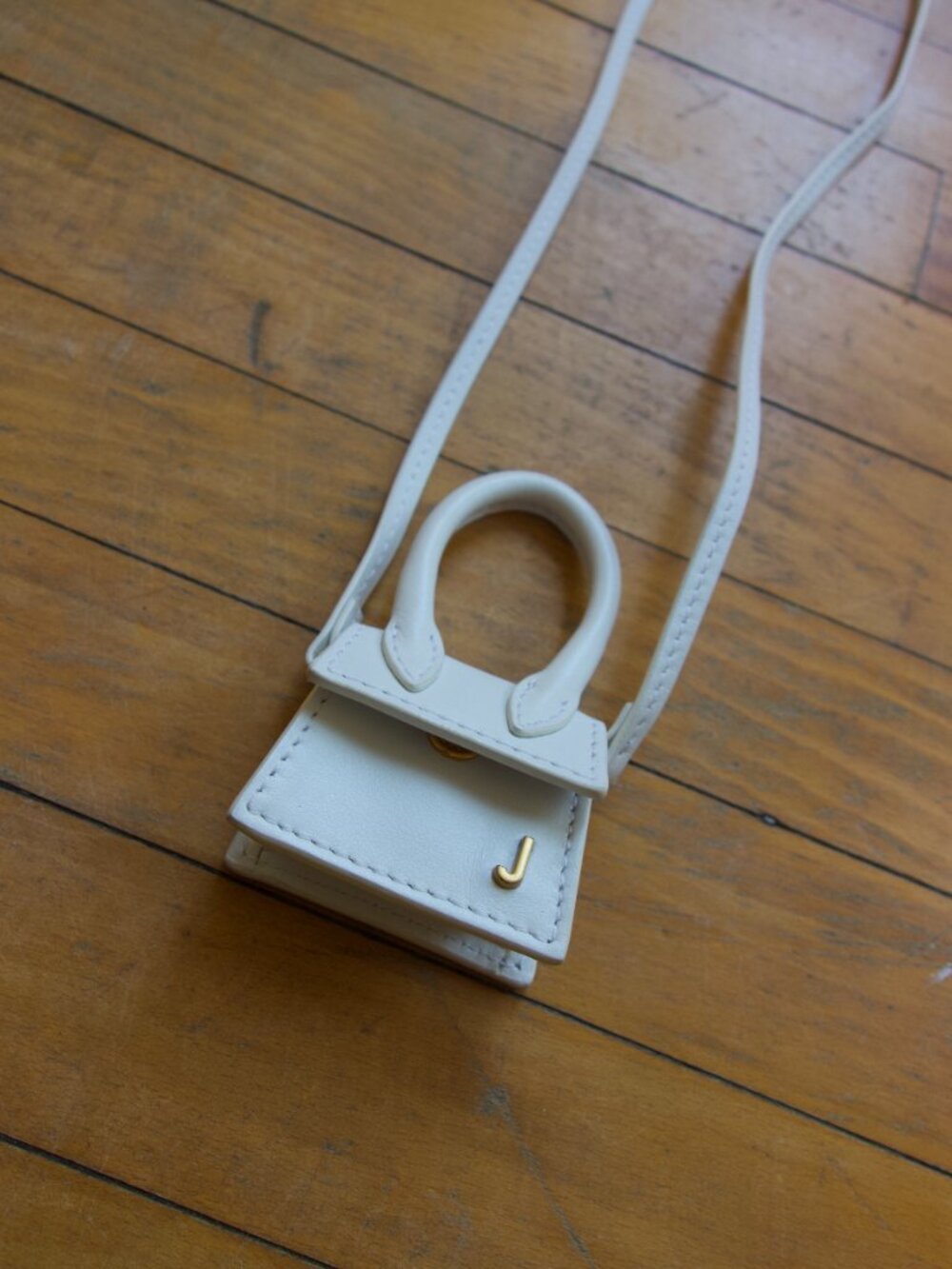 Jacquemus White “Le petit Chiquito” necklace bag.